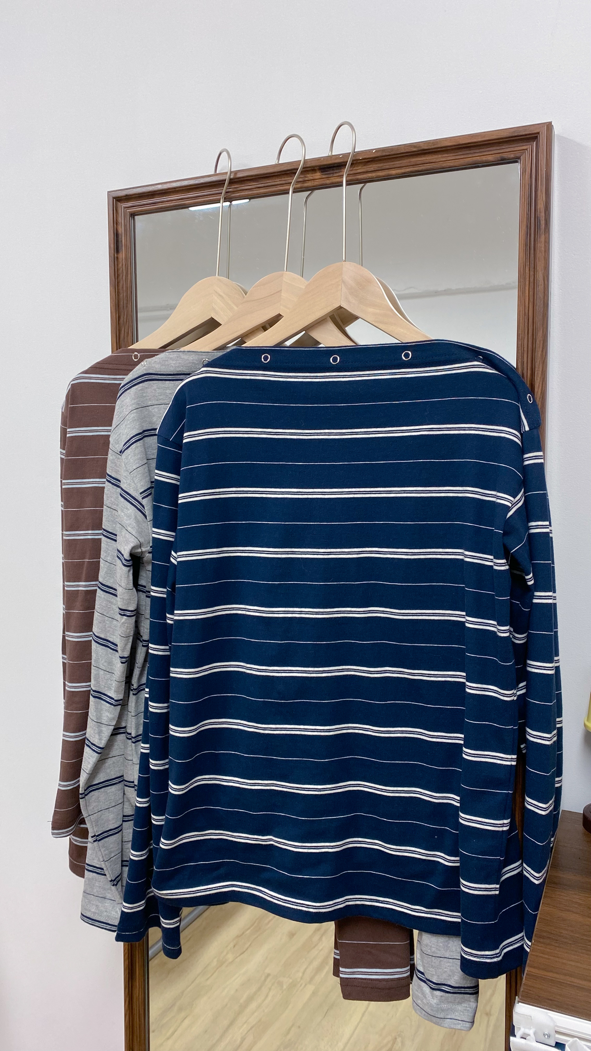 間條露肩TOP (啡/灰/藍)