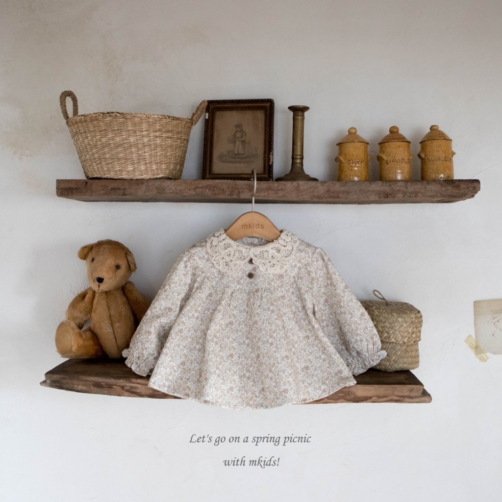 正韓春Mkids  碎花娃娃領上衣