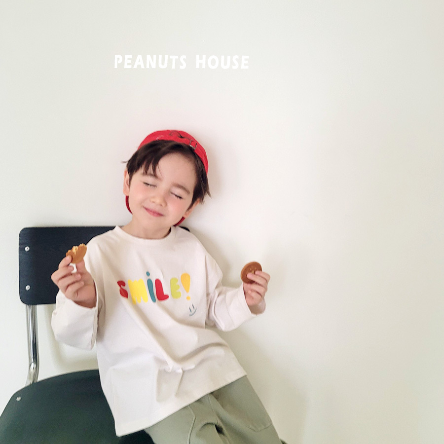 正韓春peanuts 兩色微笑上衣