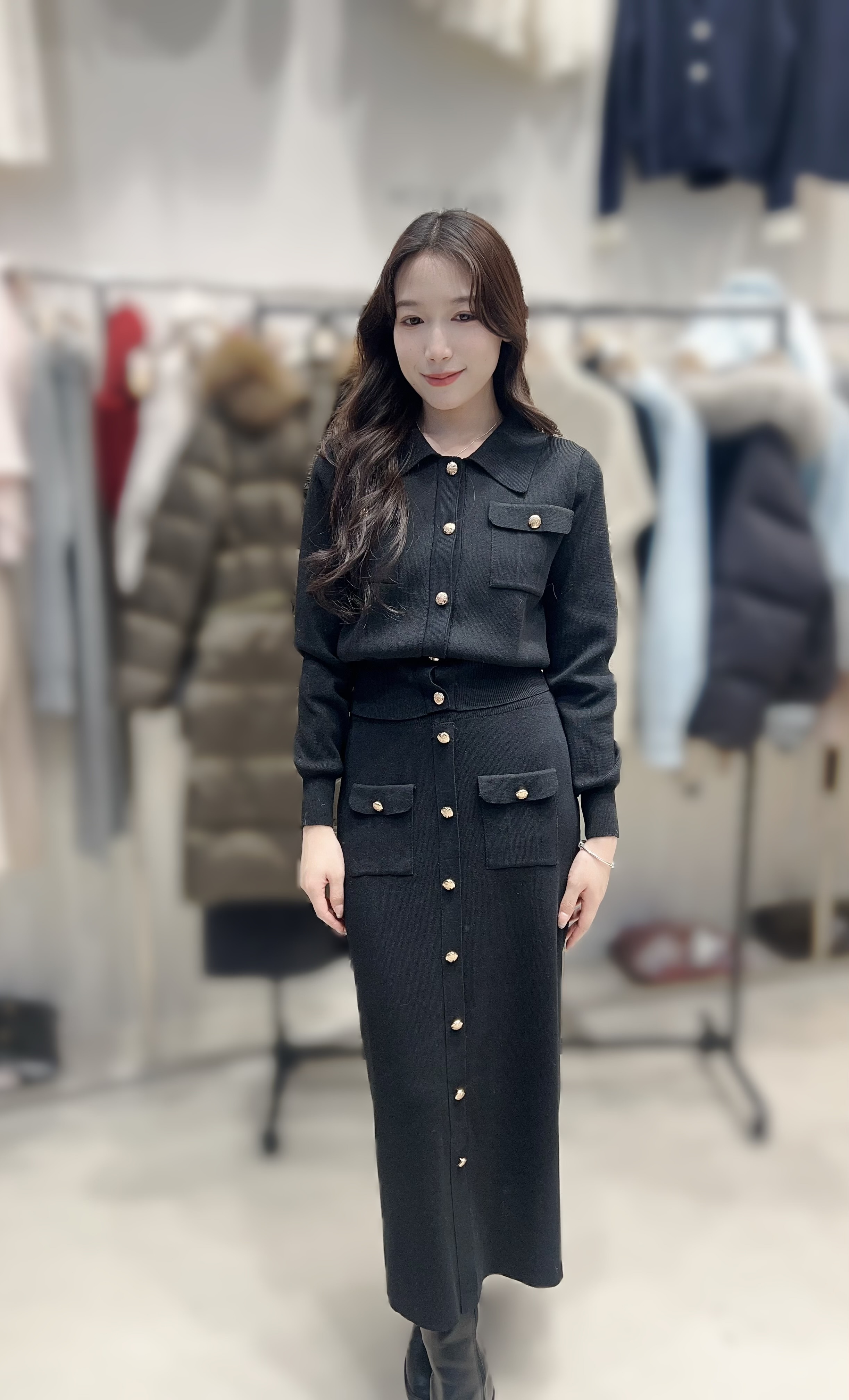 HP33   ( 1SET )上身:胸40 -48     長20   /  下身:  裙 腰24-44      HI36 -44   長34   $499 (一口價)