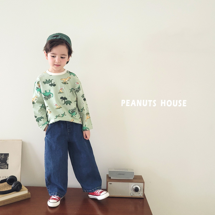 正韓春peanuts 兩色基礎好搭配牛仔褲