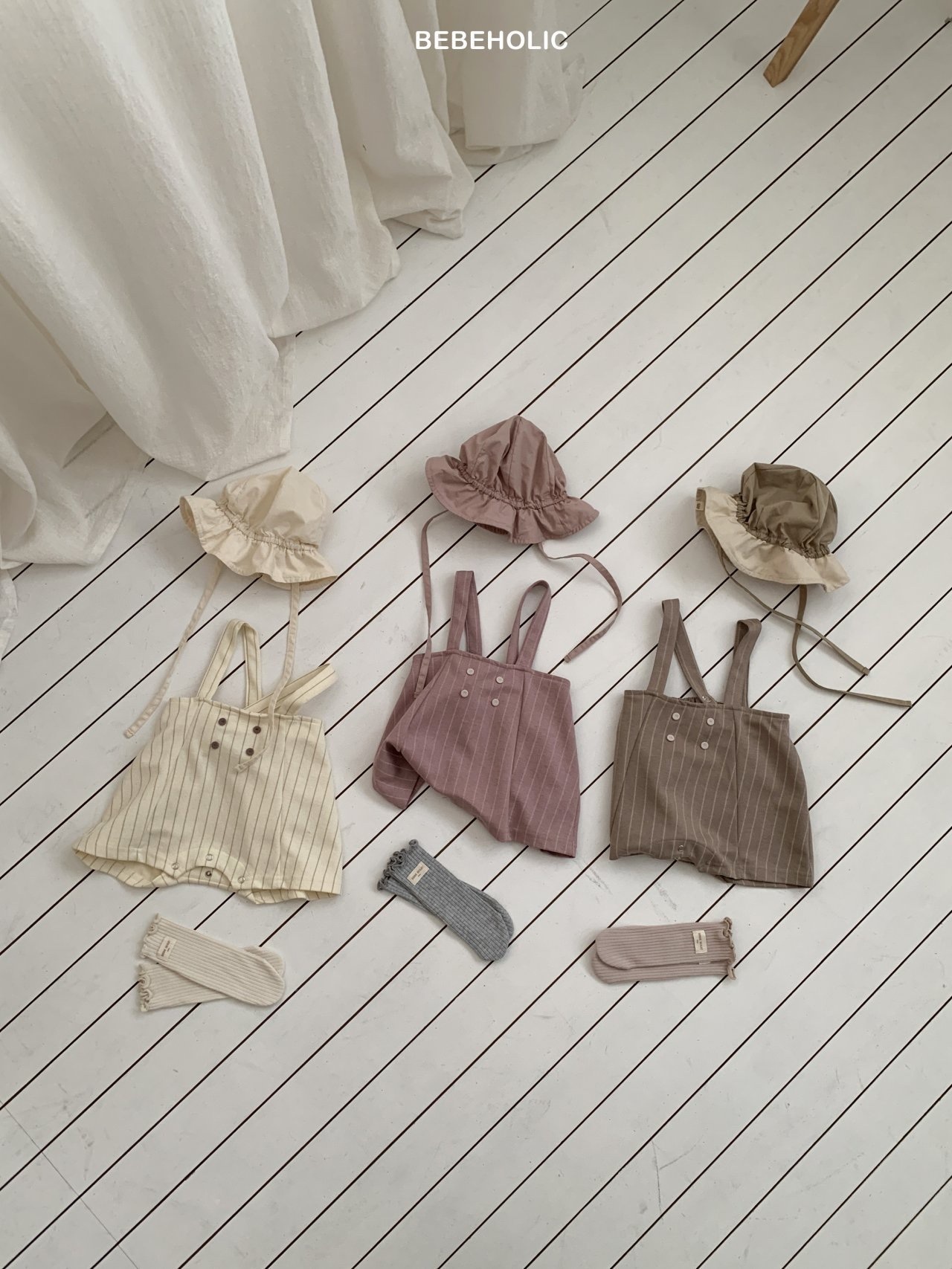 Bebe Holic Stitch Overalls