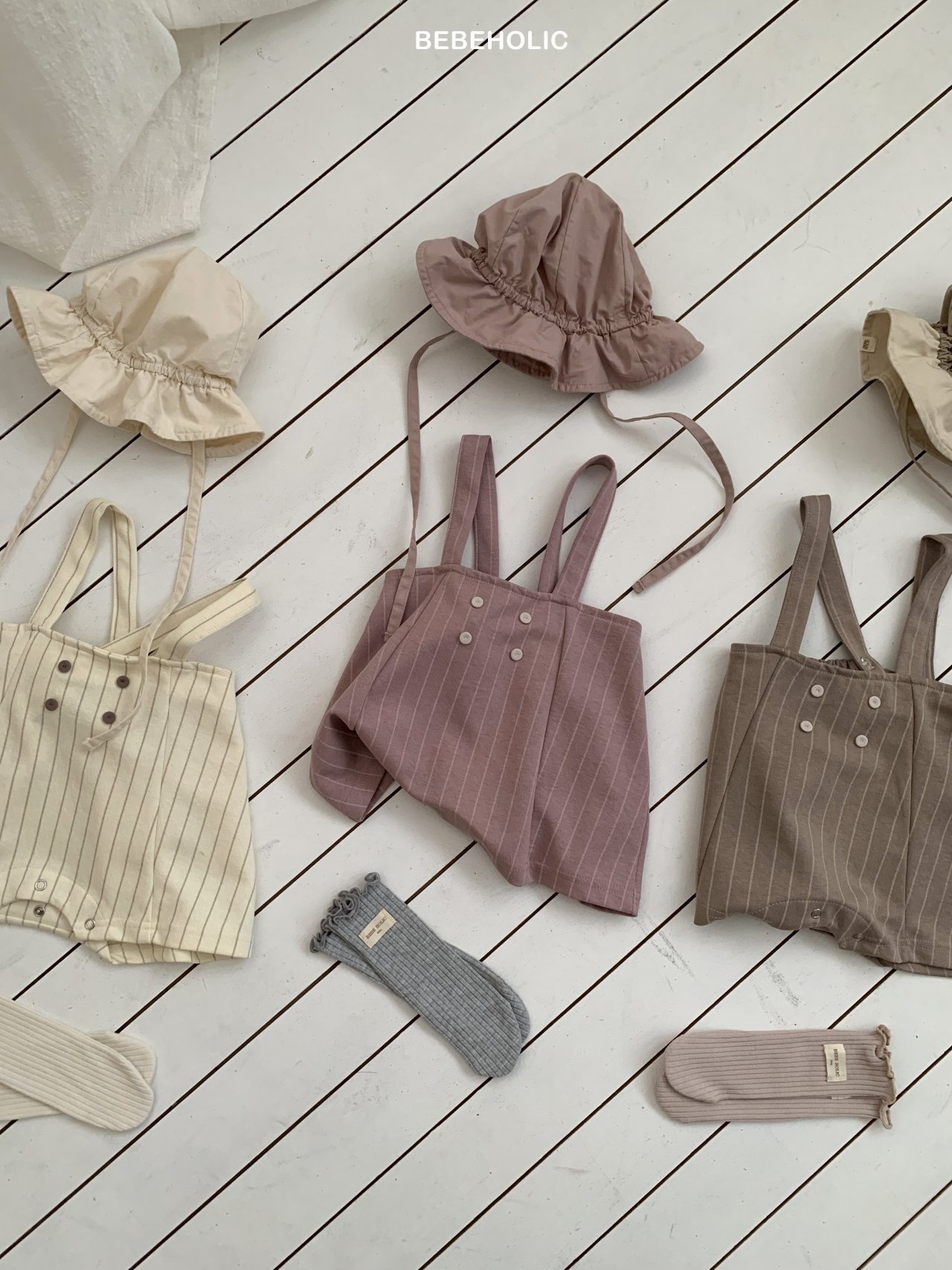 Bebe Holic Stitch Overalls