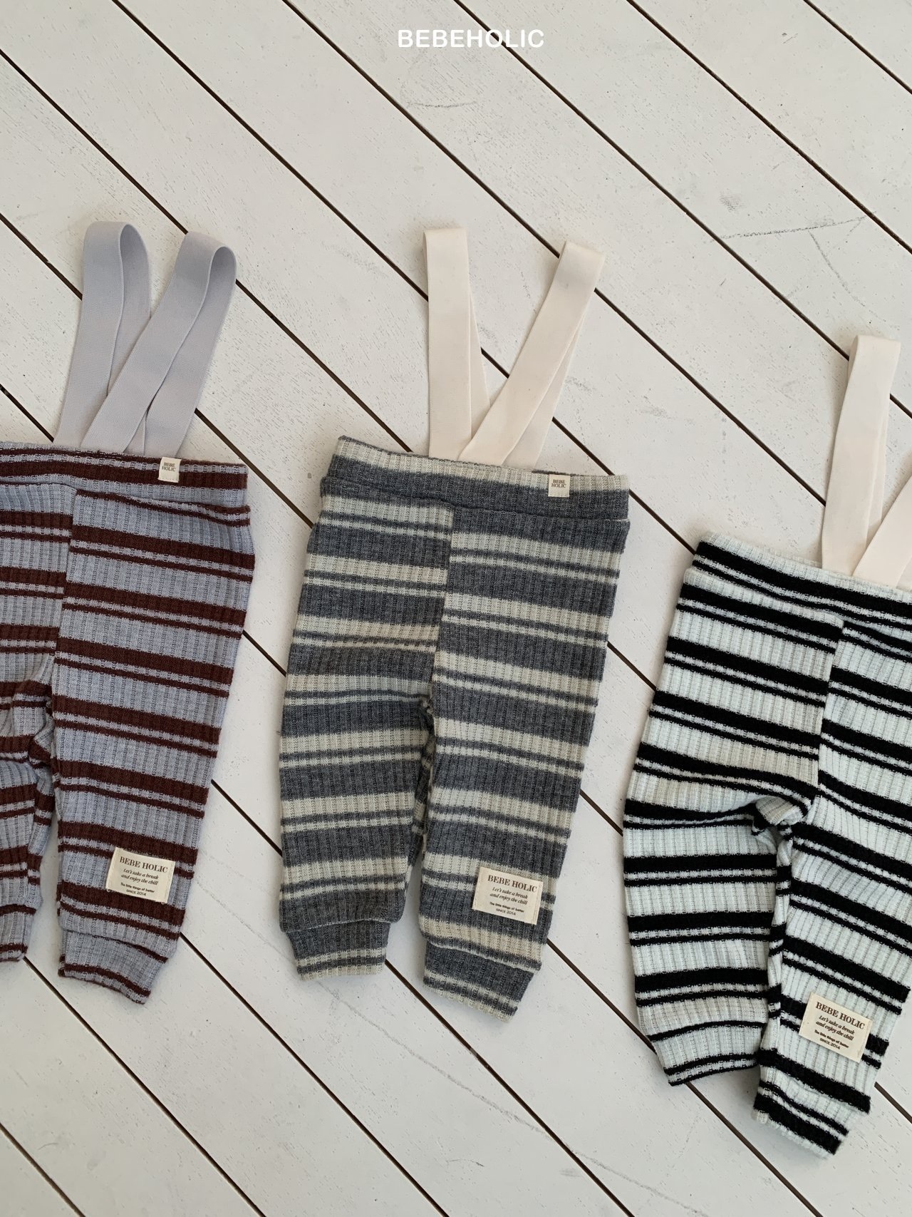 Bebe Holic Deli Stripe Leggings