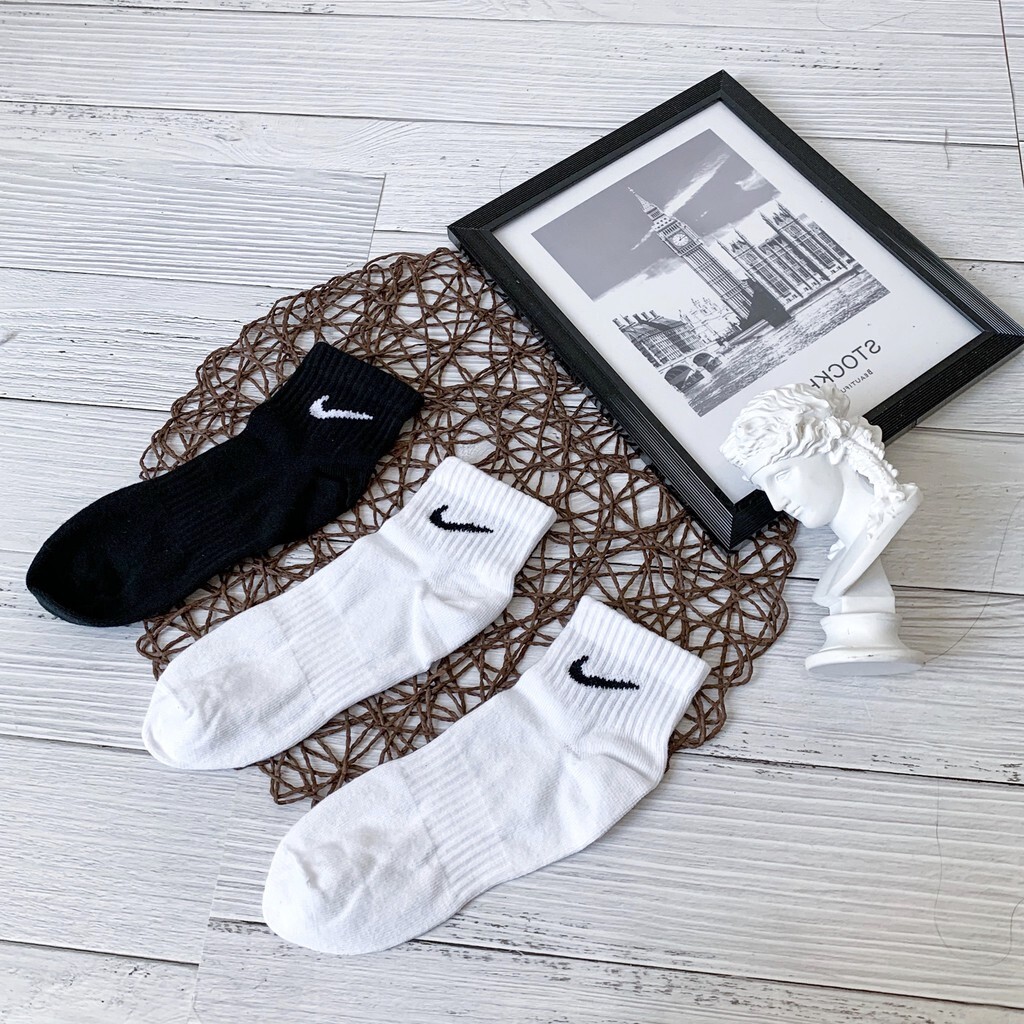NIKE 長襪 短襪 黑白襪子 中筒襪子 運動襪 男女