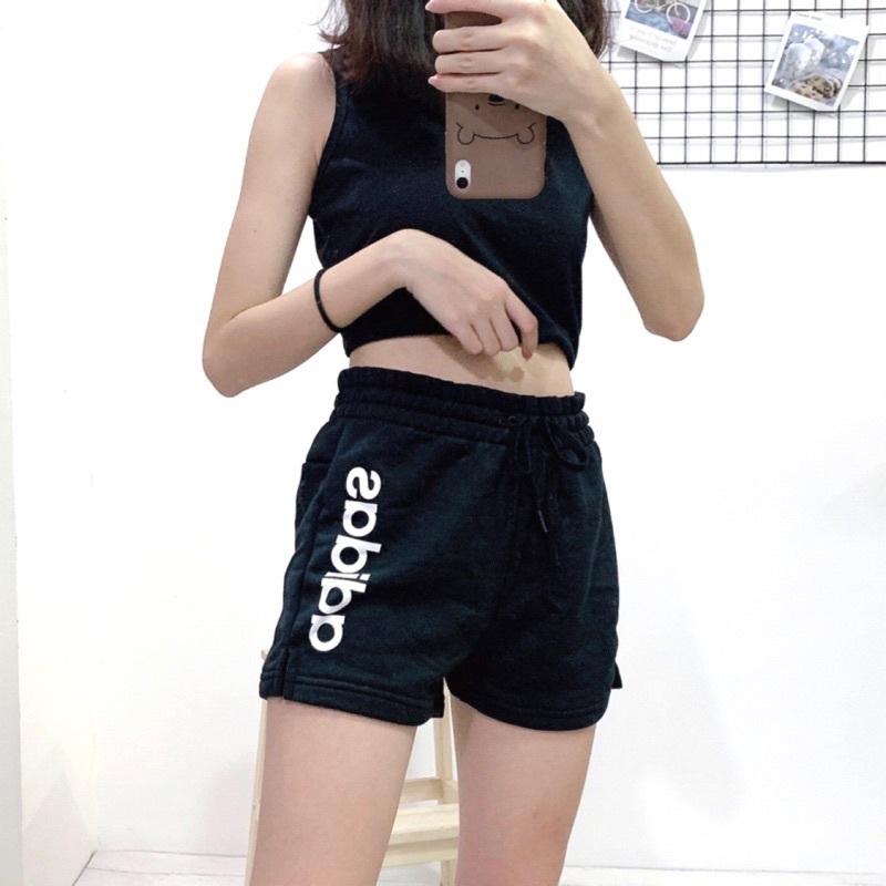 Adidas 短褲 女生短褲 字母 休閒短褲 運動短褲 DP2393