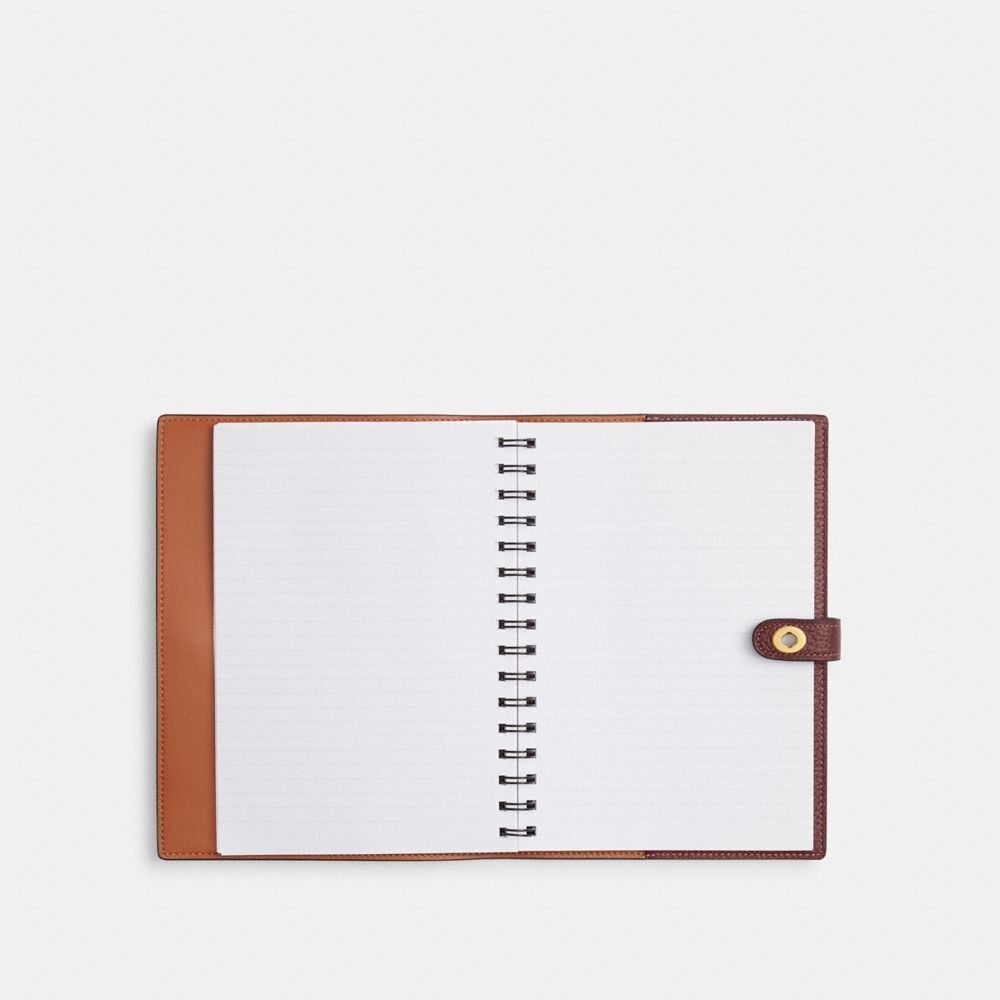 【Coach】Disney X Coach Notebook In Regenerative Leather With Minnie Mouse  酒紅