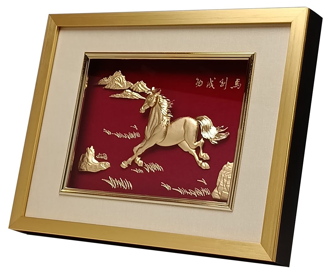 馬到成功金箔畫｜山野駿馬奔馳藝術擺飾 企業開業升遷吉祥送禮推薦
