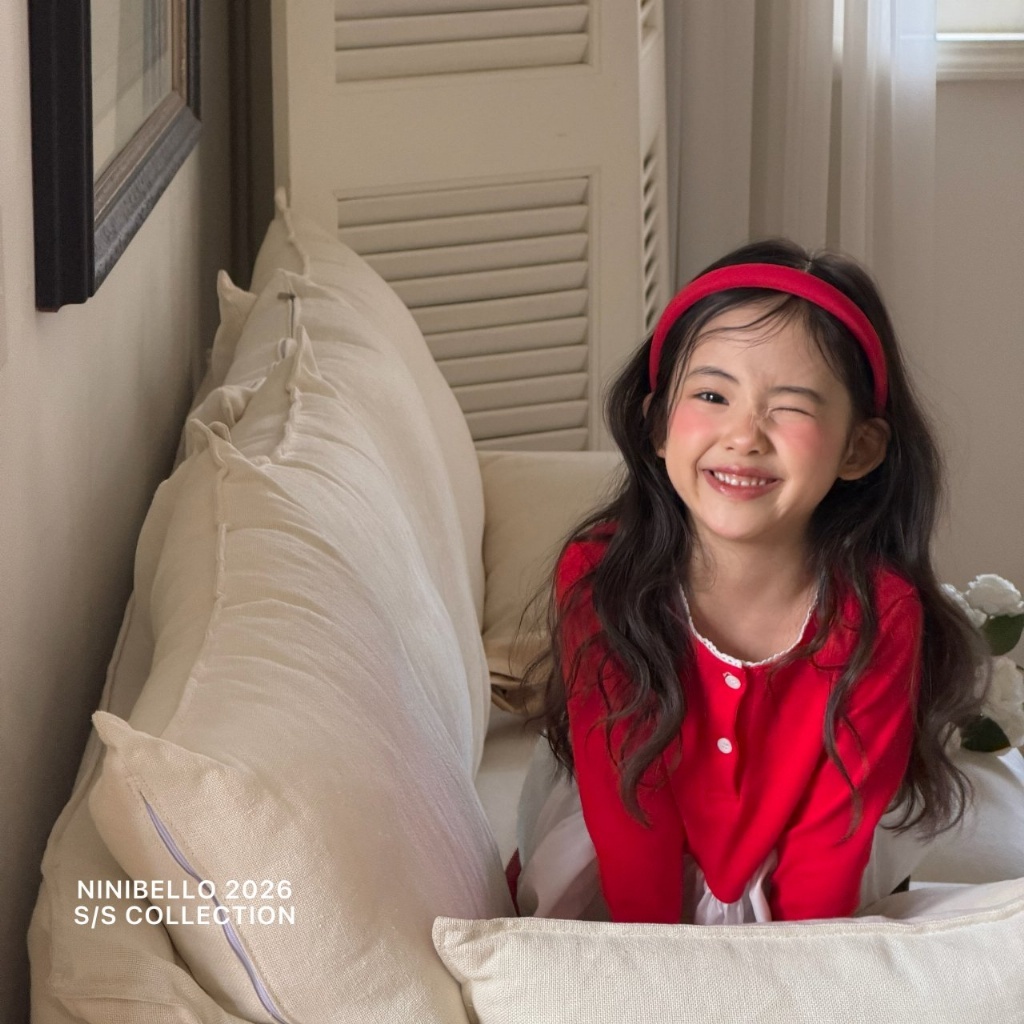 正韓春Ninibello 兩色甜美拼接上衣