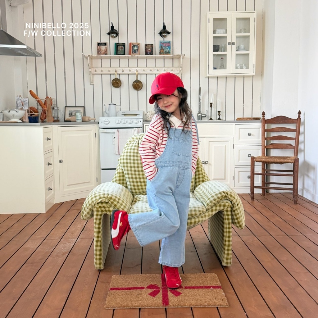 正韓春Ninibello 兩色隨興直筒吊帶褲