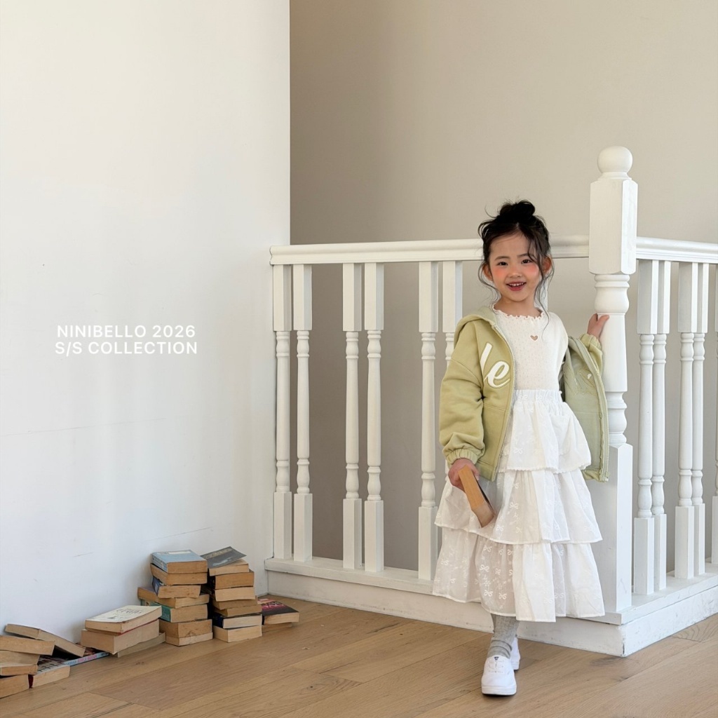 正韓春Ninibello 刺繡蝴蝶結蛋糕裙