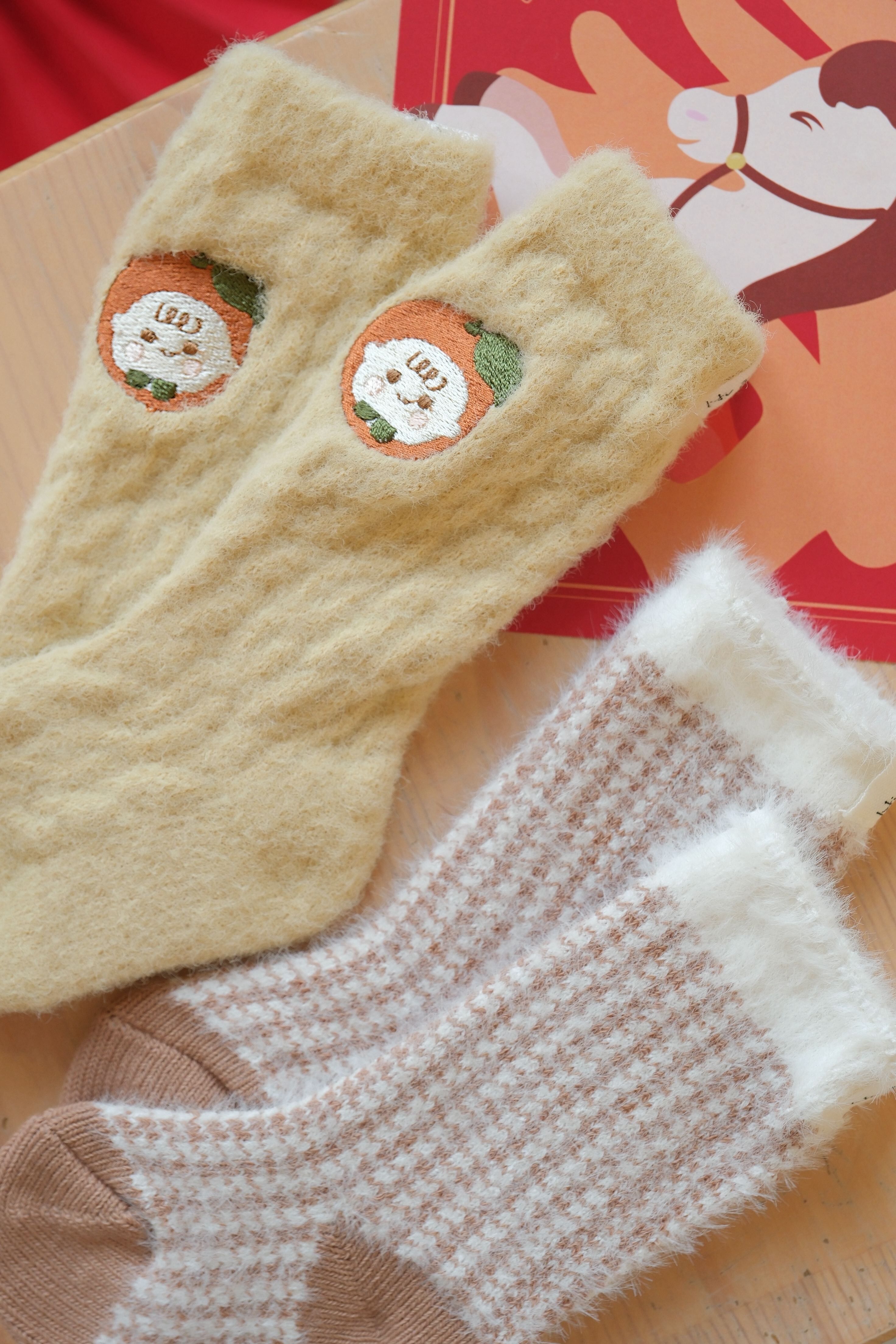 Hi Y.P store-馬年限定-橘子寶寶刺繡襪(兩件組) -大頭深橘色