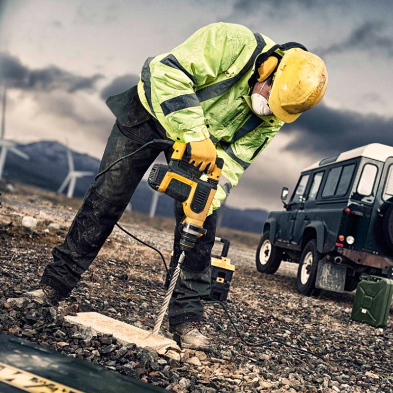 得偉 DEWALT D型 四溝 三用 電鎚鑽 D25414K 附夾頭 D25414