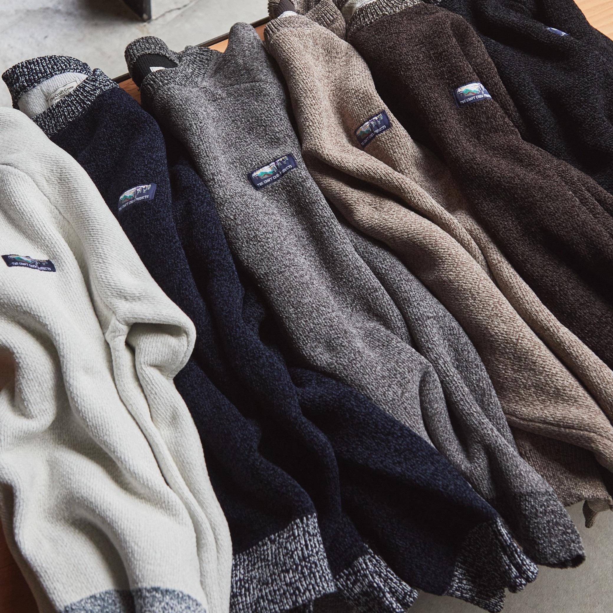 THE CRAFT CREW PRODUCTS - マルチファンクショナル 配色モールヤーン ラグランスリーブ オーバーサイズ クルーネックニット/アンチピリング・マシンウォッシャブル