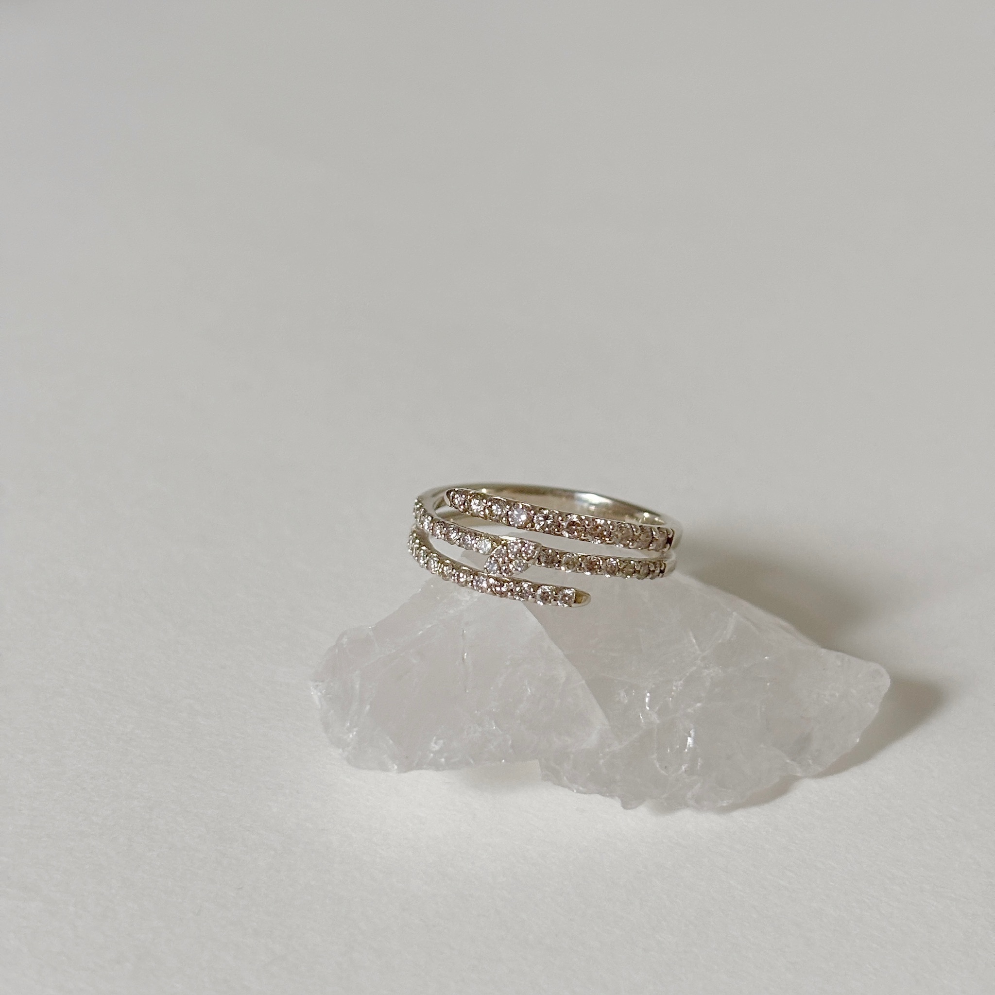 14K Hazy葉形層疊真鑽戒指