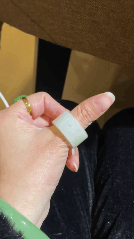 18751 和田玉籽料點墨青花指環 (內徑 20.5mm)