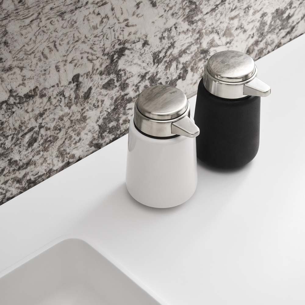 VIPP 9  Soap dispenser