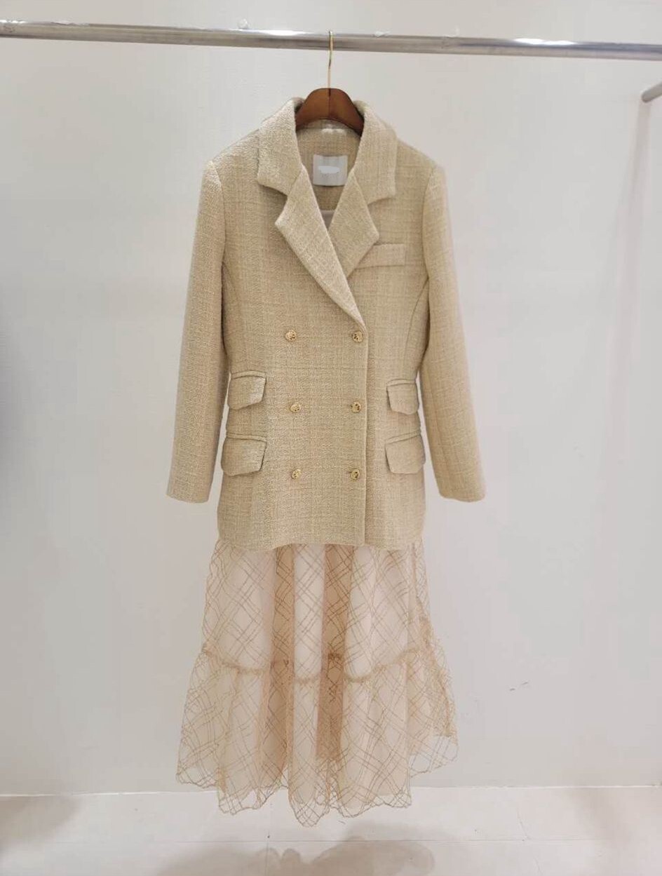 CT03 （1set) (褸) 羊毛40%  S 胸41 M胸42 腰34 長28 / (內) 裙 腰26-50 HIP65 長34.5 $1299 (一口價) SET