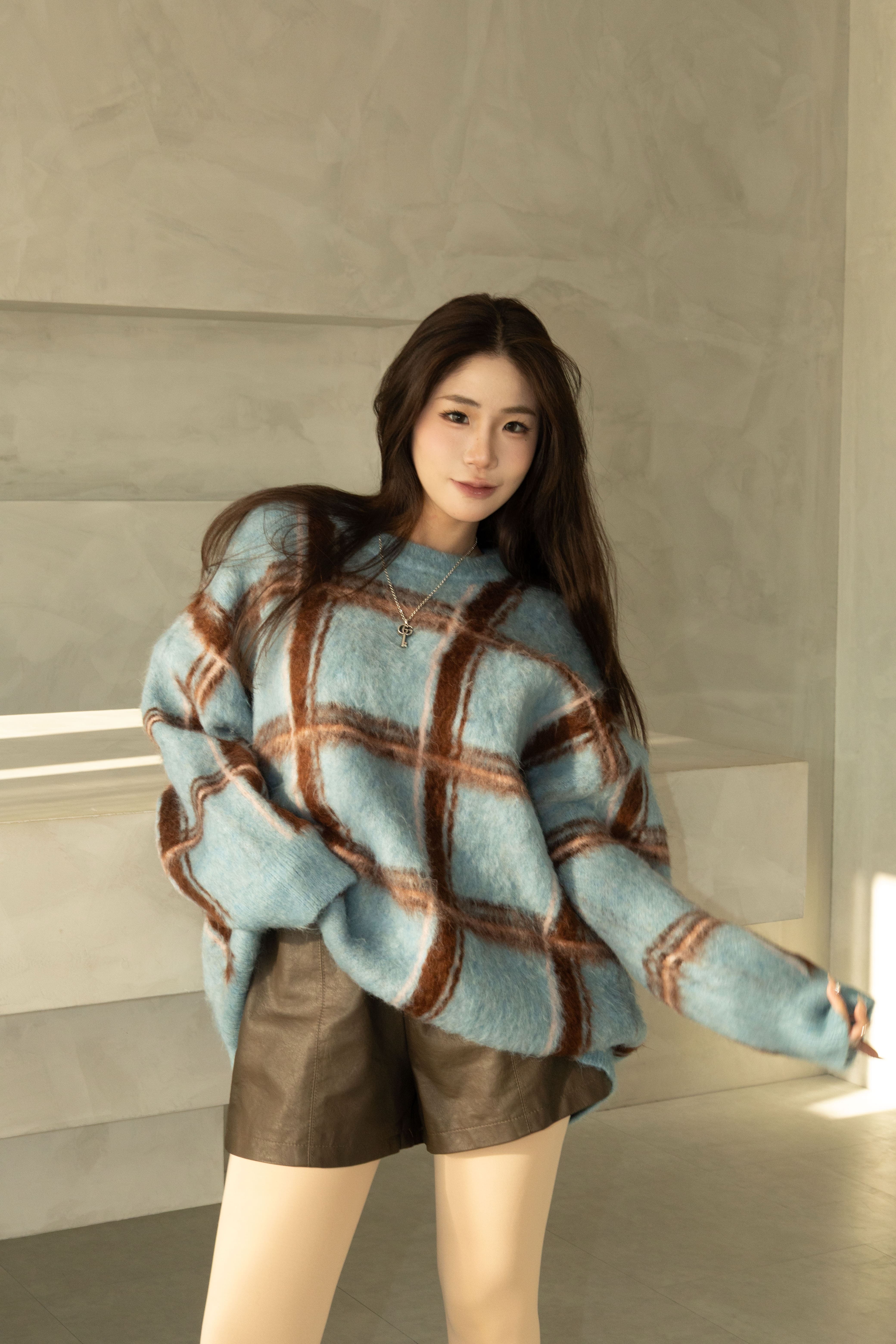 格紋針織長毛毛衣