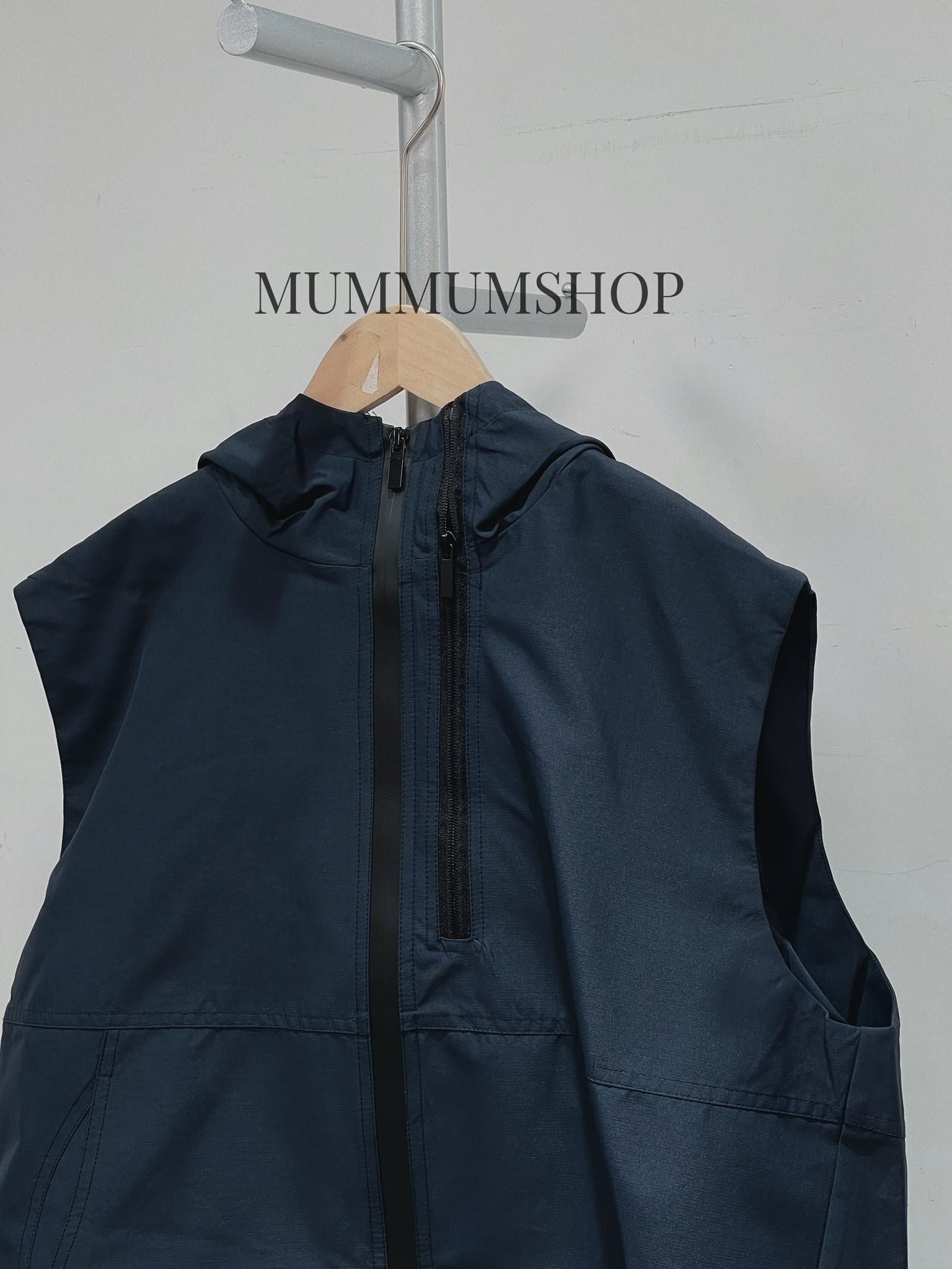 0213119/ 工裝風防水背心外套/48/48/20-22