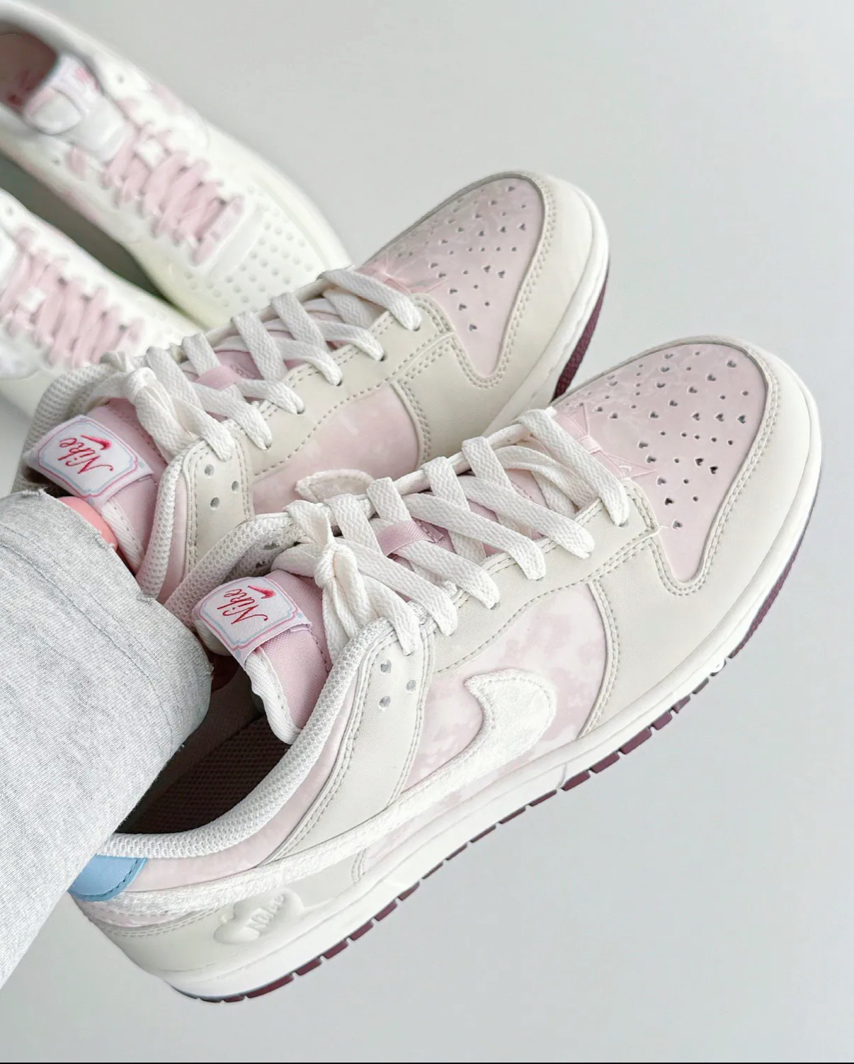 Nike Dunk Low 情人節限定 粉白色 絲絨 皮革 愛心 女款 IQ1145-610/預購