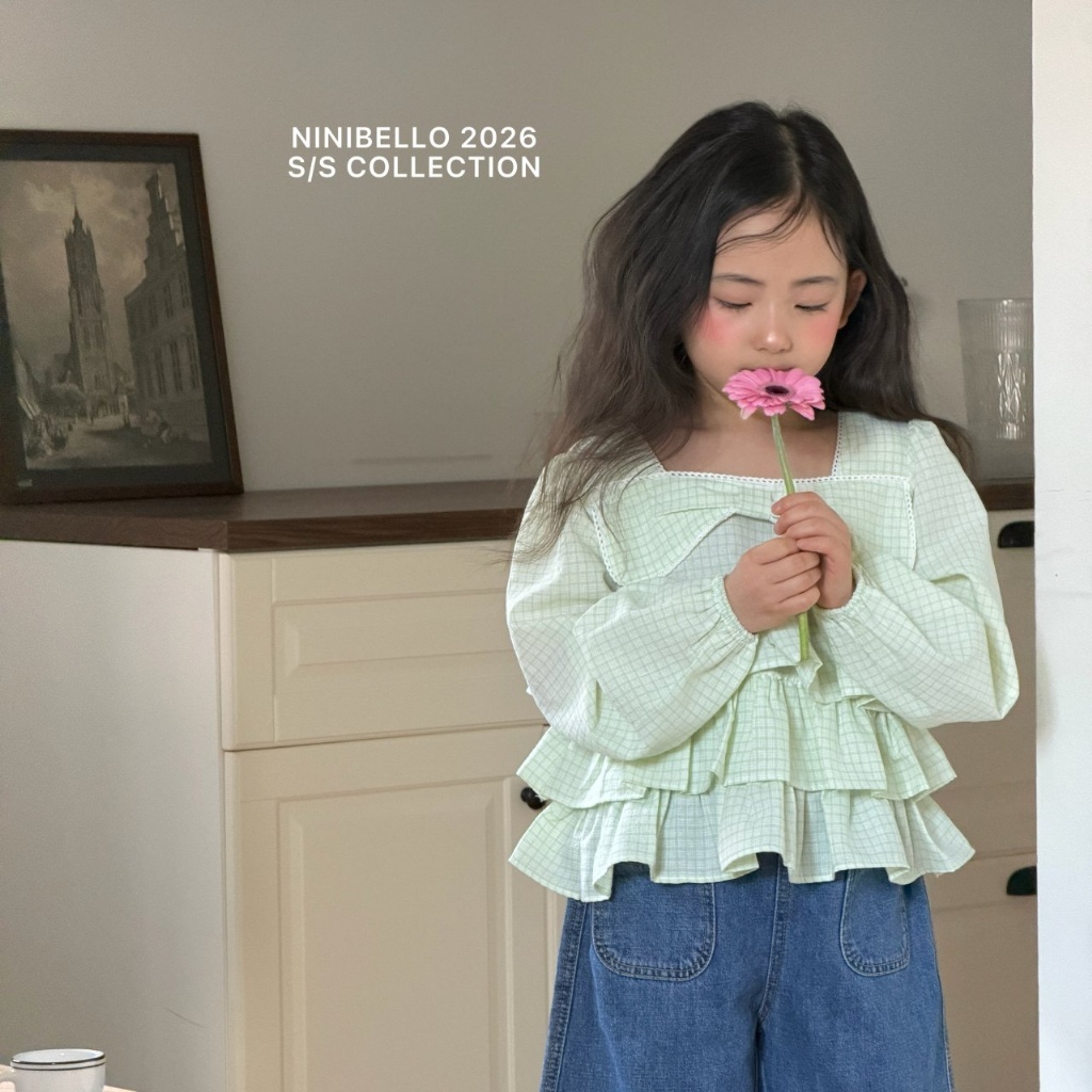 正韓春Ninibello 兩色蝴蝶結方領上衣