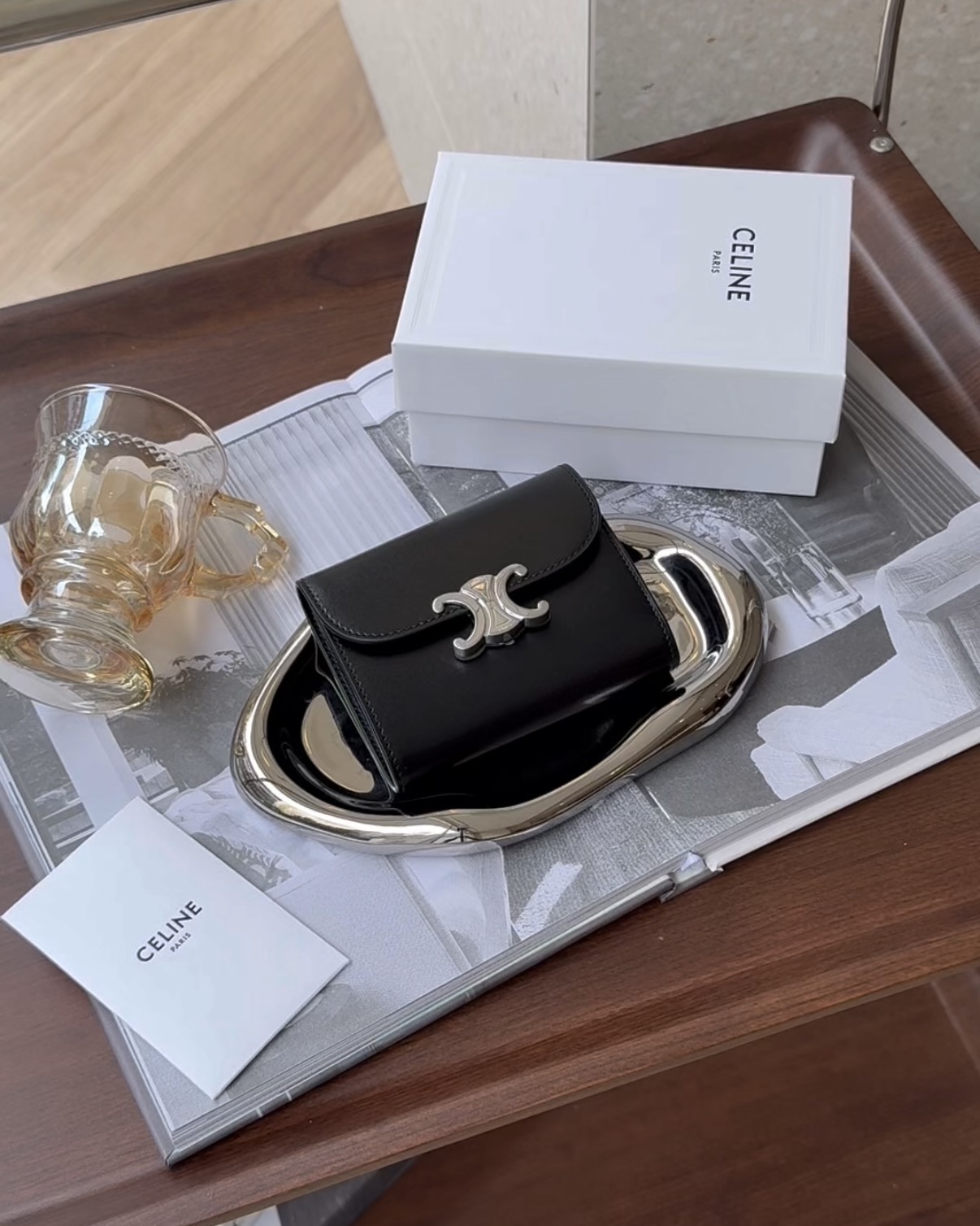 CELINE｜凱旋門三折短夾 黑銀