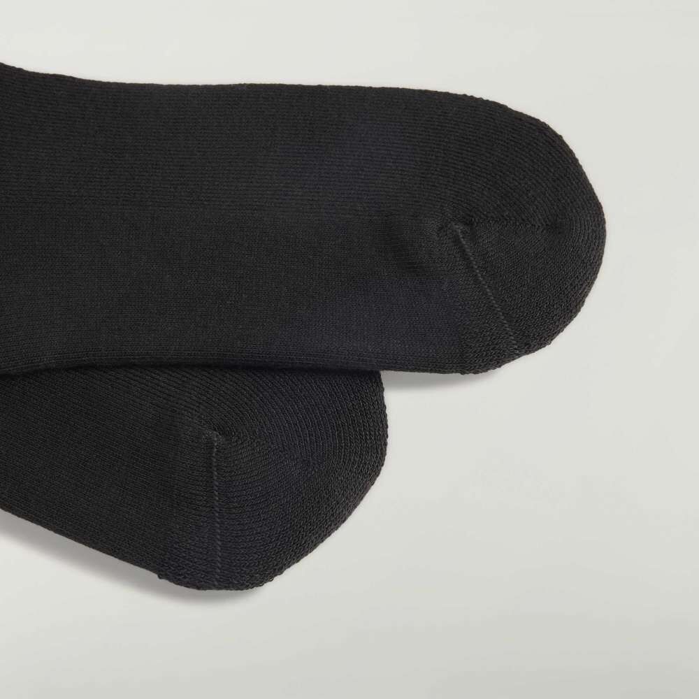 【 Y-3 GRAPHIC CREW SOCKS 解構文字長襪 - 黑 】