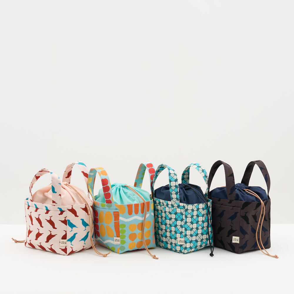 印花樂束口便當袋/台灣八哥5號/工匠灰黑