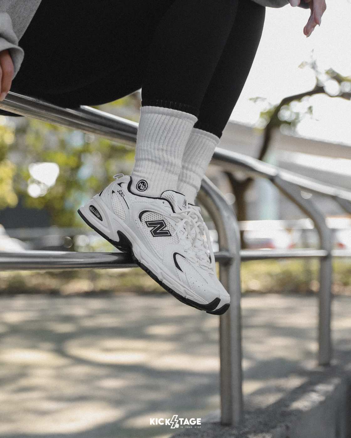 男女鞋 NEW BALANCE 530 白黑色 復古 緩衝 運動 休閒鞋【MR530EWB】NB530