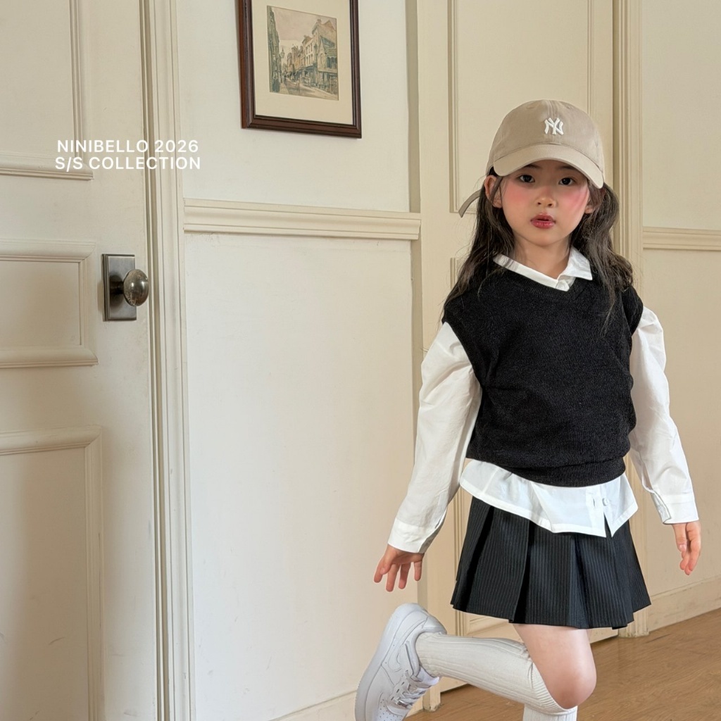 正韓春Ninibello 三色雲朵粉嫩色領子上衣