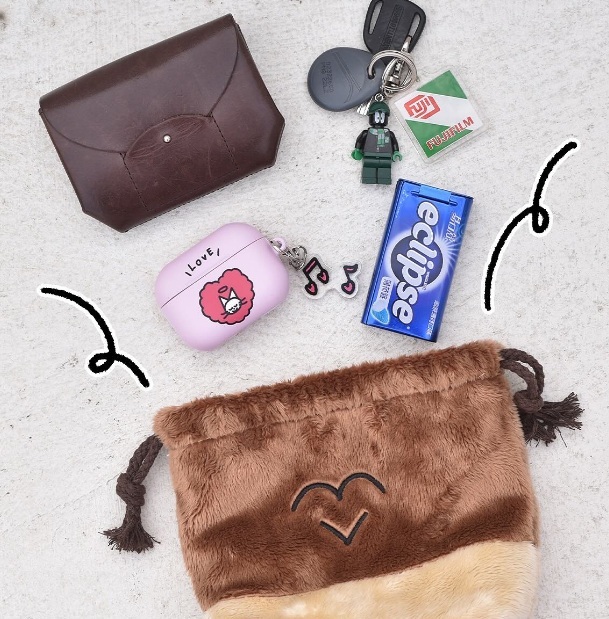 寫情書的人．栗子束口包