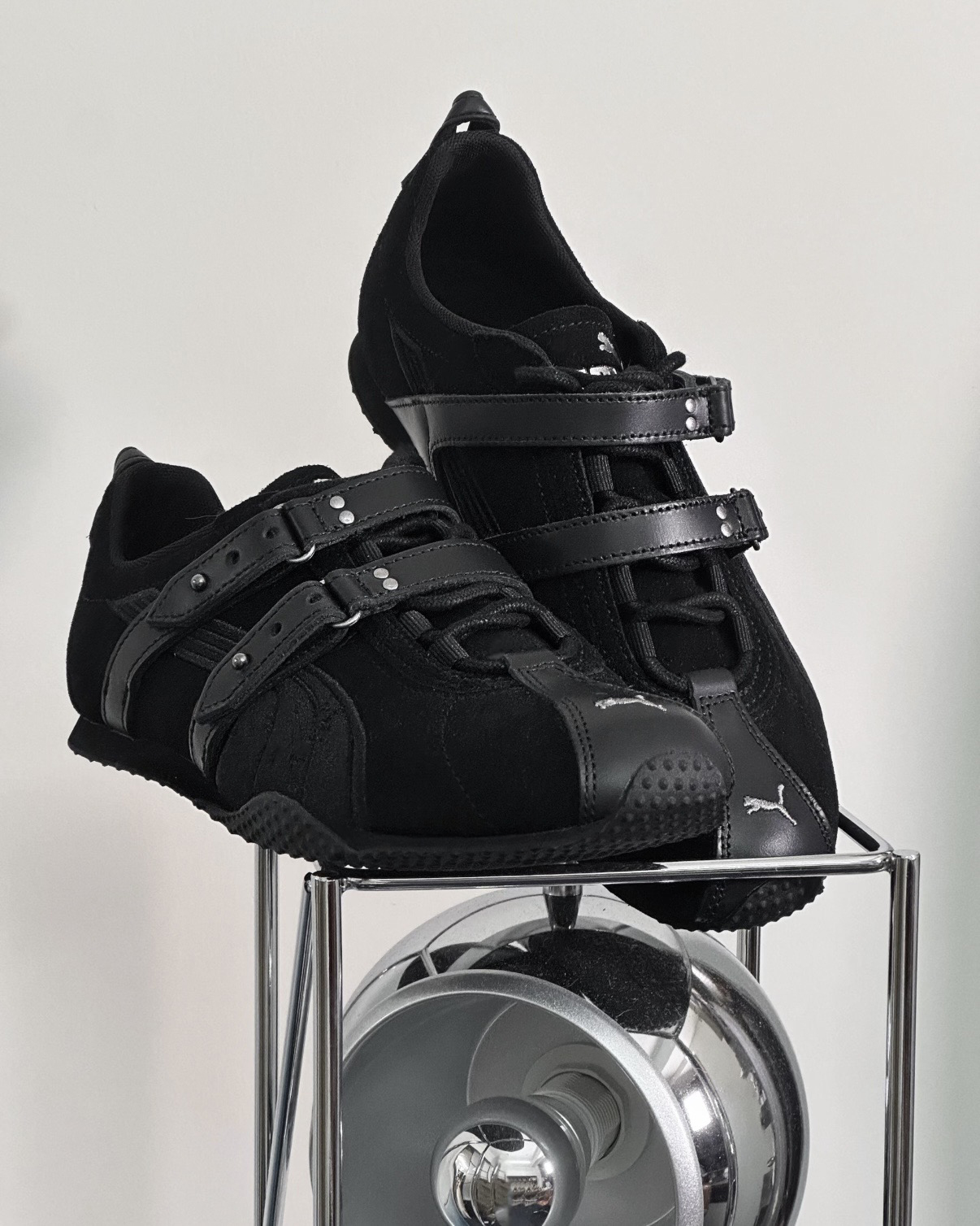 PUMA H-STREET 2026年 馬年限定 新年 全黑 鉚釘 馬術元素 雙扣帶 男女鞋 406838-01 / 預購