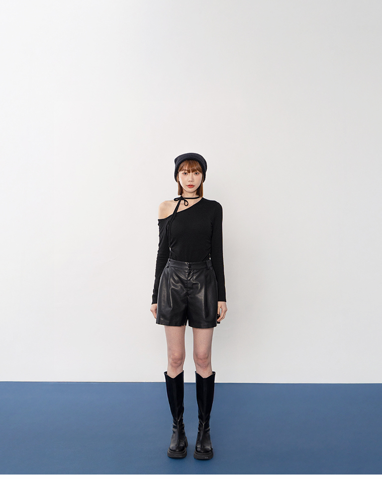 Textured matte pleated high-waisted leather shorts, S/M/L【04130307】in stock+pre-order