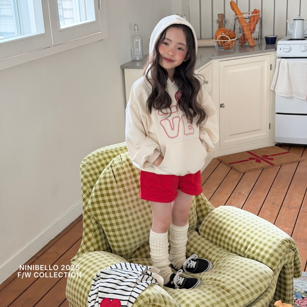 正韓春Ninibello 兩色連帽LOVE大學上衣