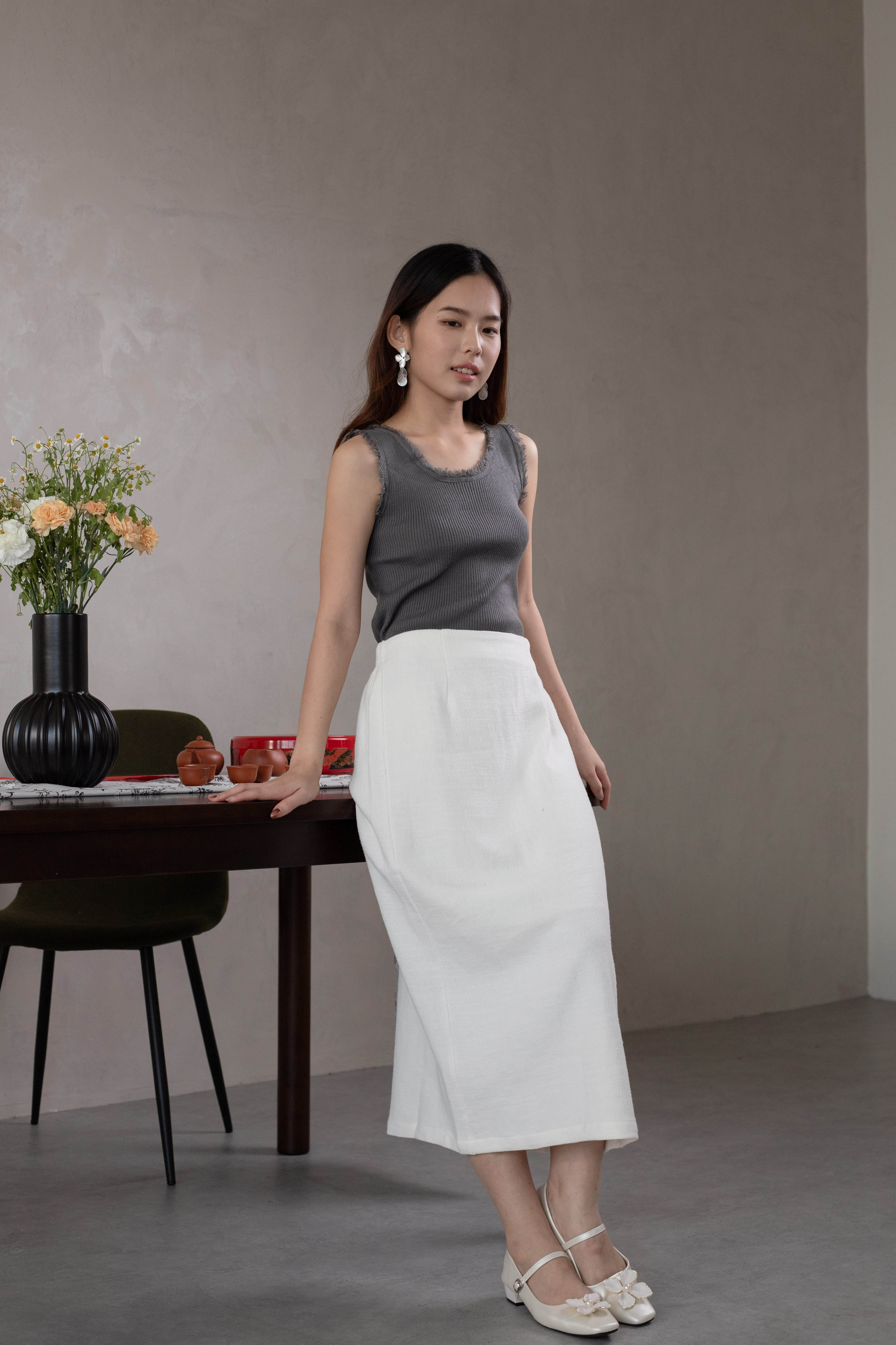 Peony Raw Edge Tank Top Grey -2634KVGRY