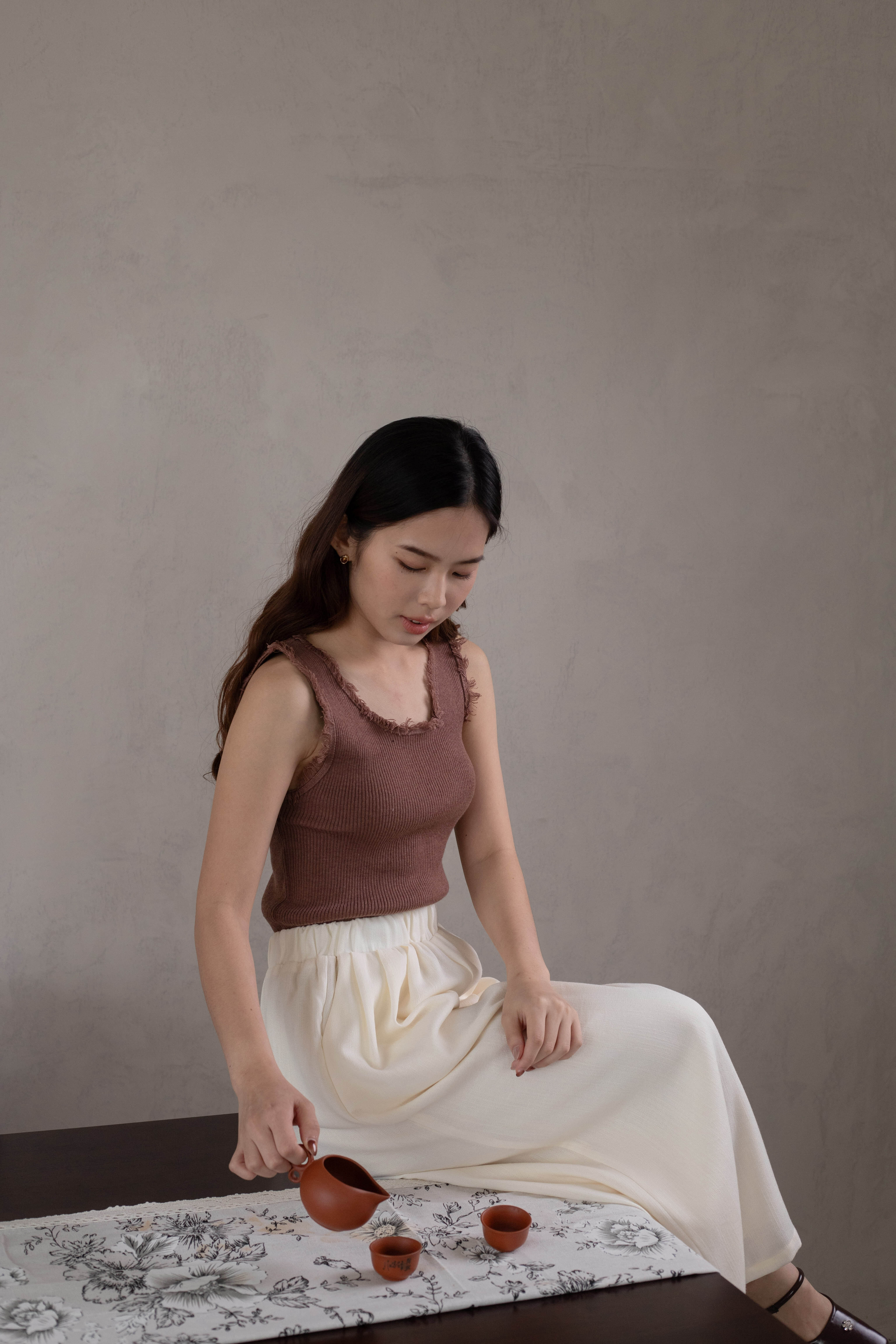 Peony Raw Edge Tank Top Rust -2634KVRUS