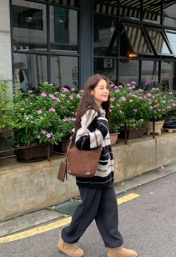 BYC01BA079DB 韓國美式深啡韓系麂皮大水桶袋