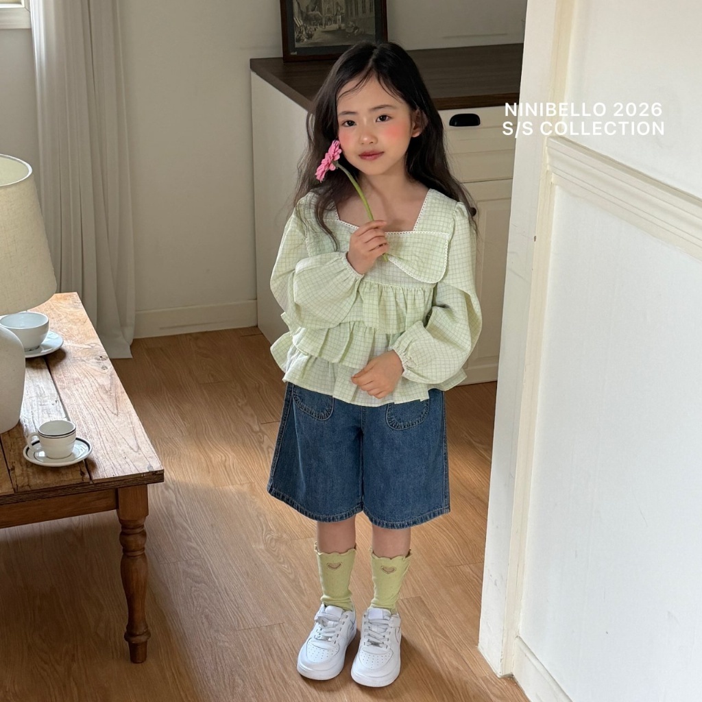 正韓春Ninibello 鏤空愛心木耳襪