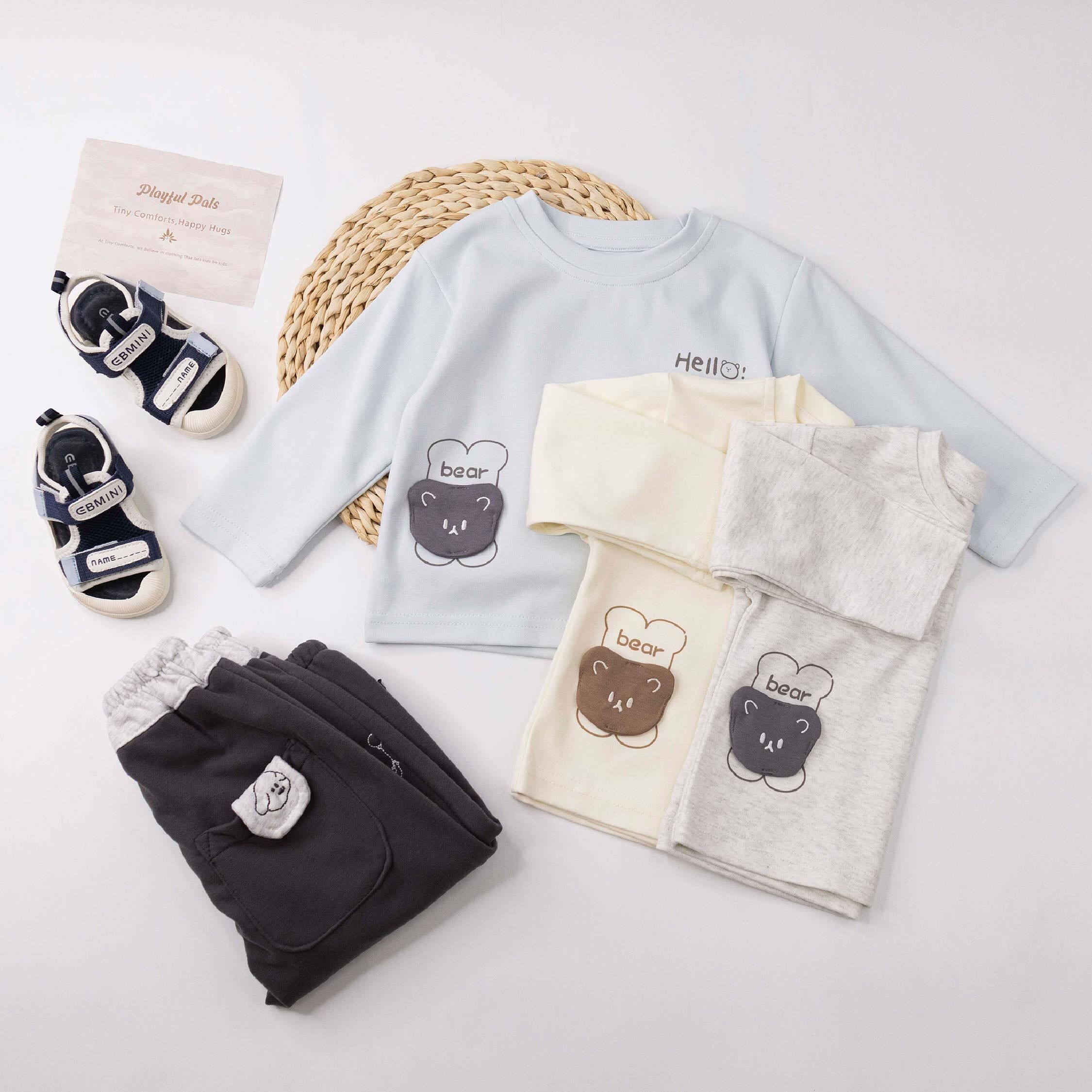 【H55933】逗趣撲倒小熊上衣/內搭衣＊三色