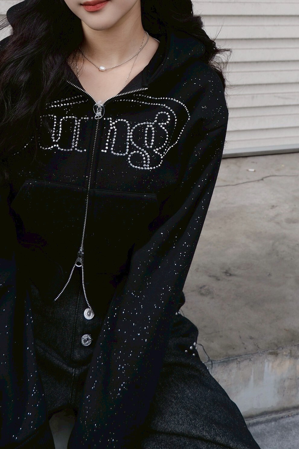 <快速出貨> Younger song 水鑽雙拉鍊連帽外套 黑/條紋