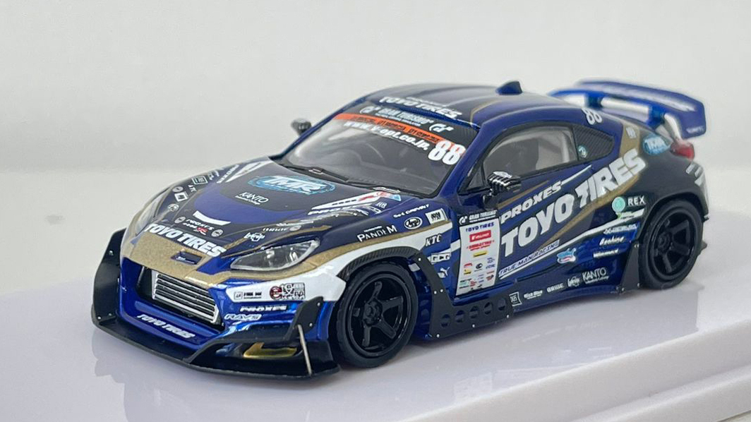 PO-$180 * GULLIVER64 * 1:64 GR86 Team Toyo Tires Drift D1GP 2025 #88 M.Kawabata