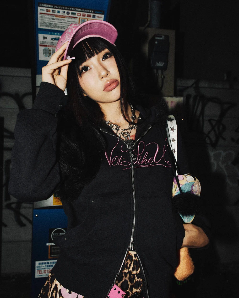 <快速出貨> 9090 Y2K 毛毛雙拉鍊連帽外套 黑/白