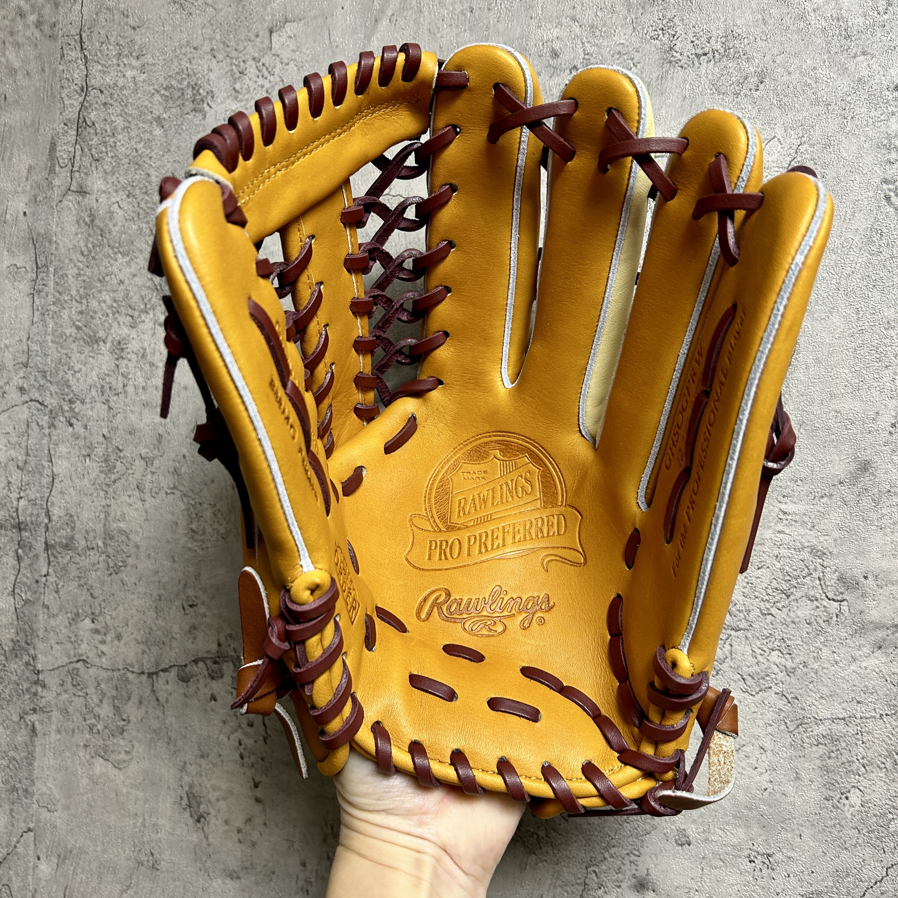 【照片分享】Rawlings 硬式 外野 B88MG