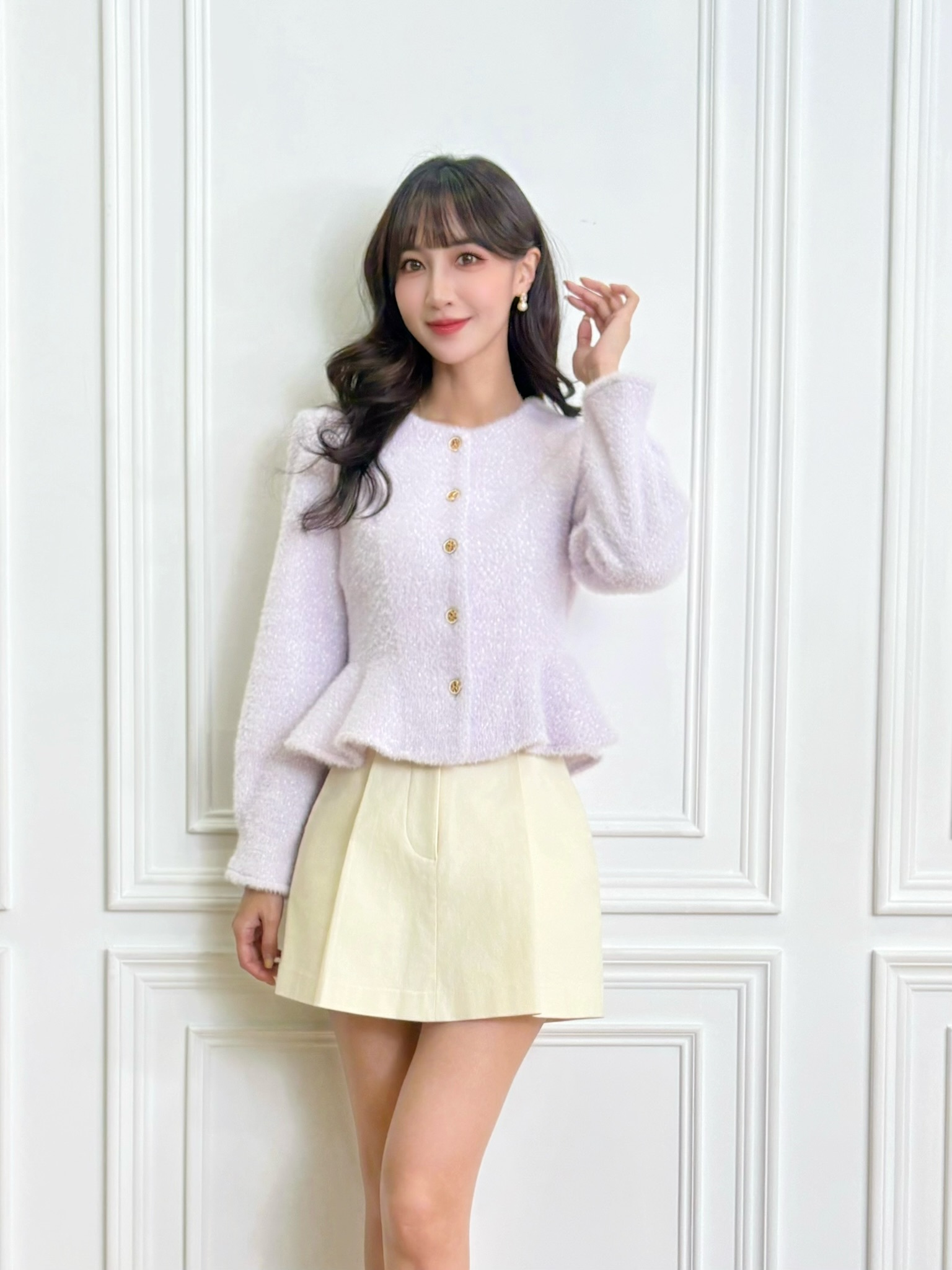 金釦混色毛毛腰身上衣