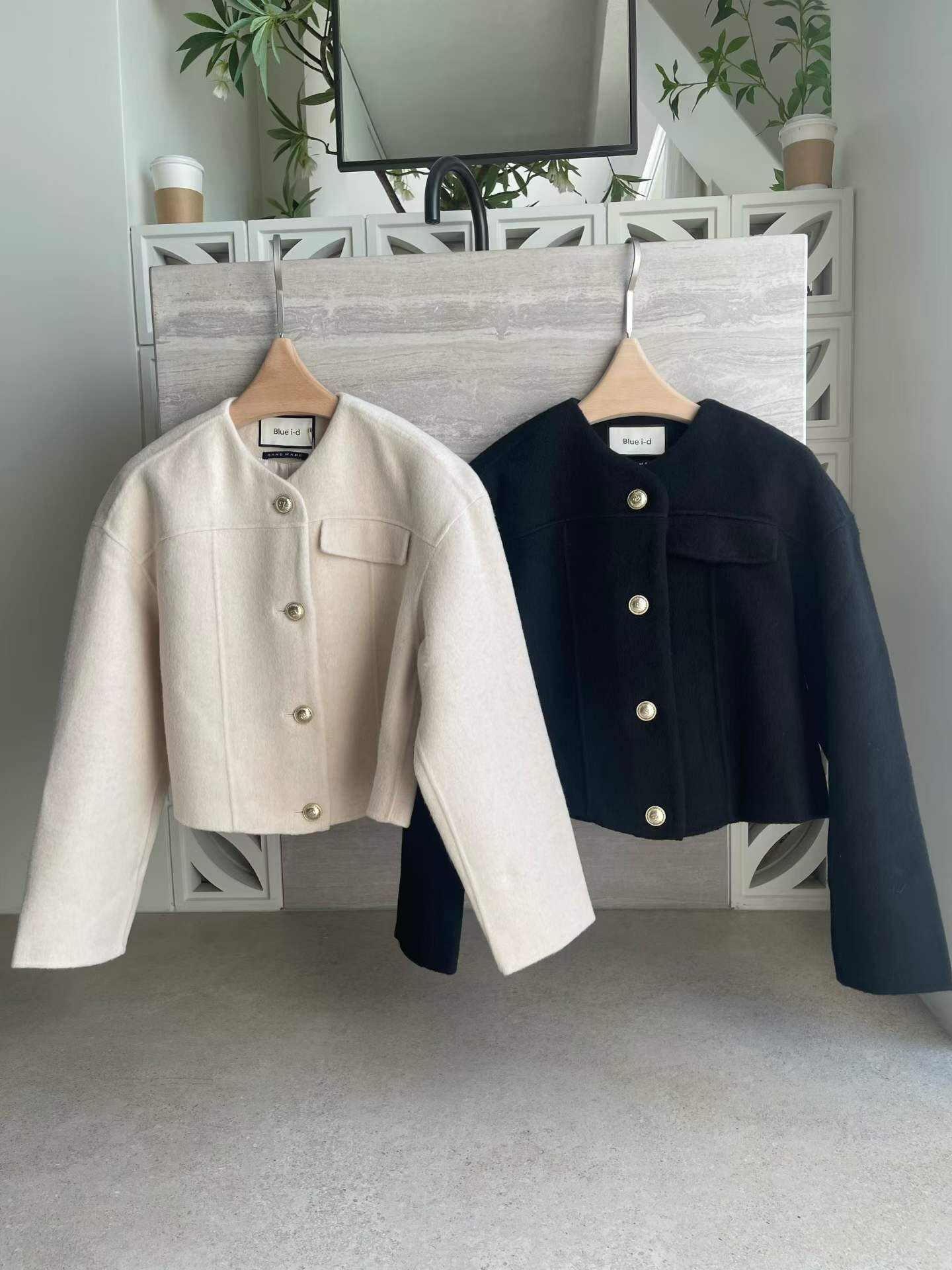 BI5428 暖笠笠短版小香外套 *特價* (優惠碼同充值購物金不適用)