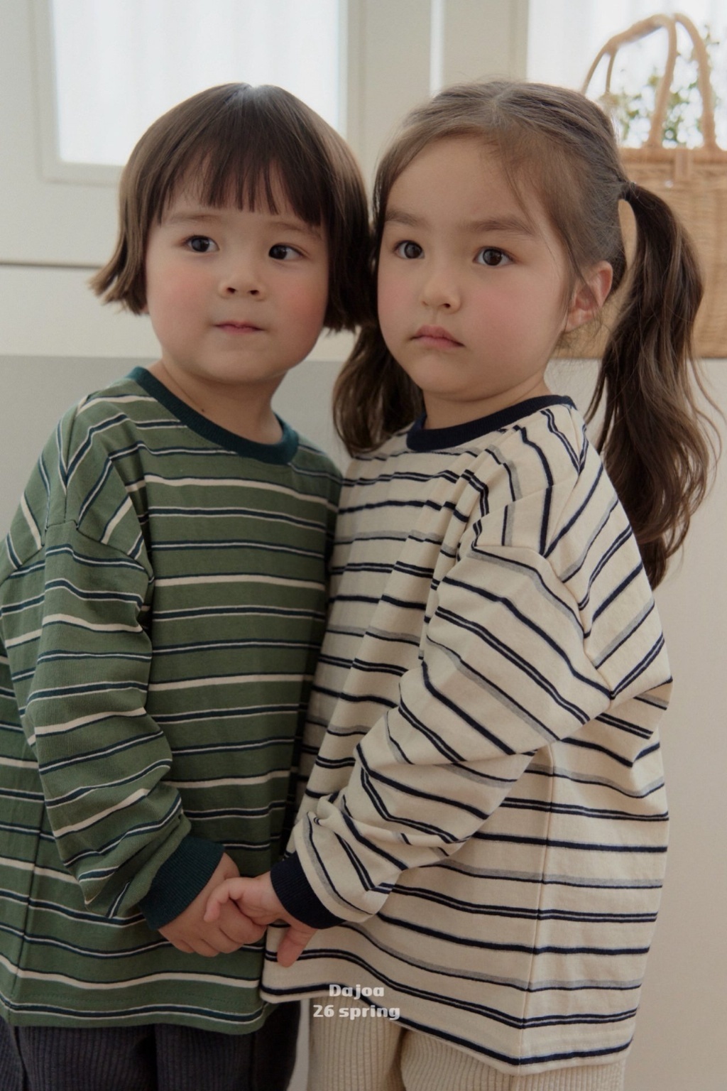 正韓春DAJOA 兩色無印條紋上衣