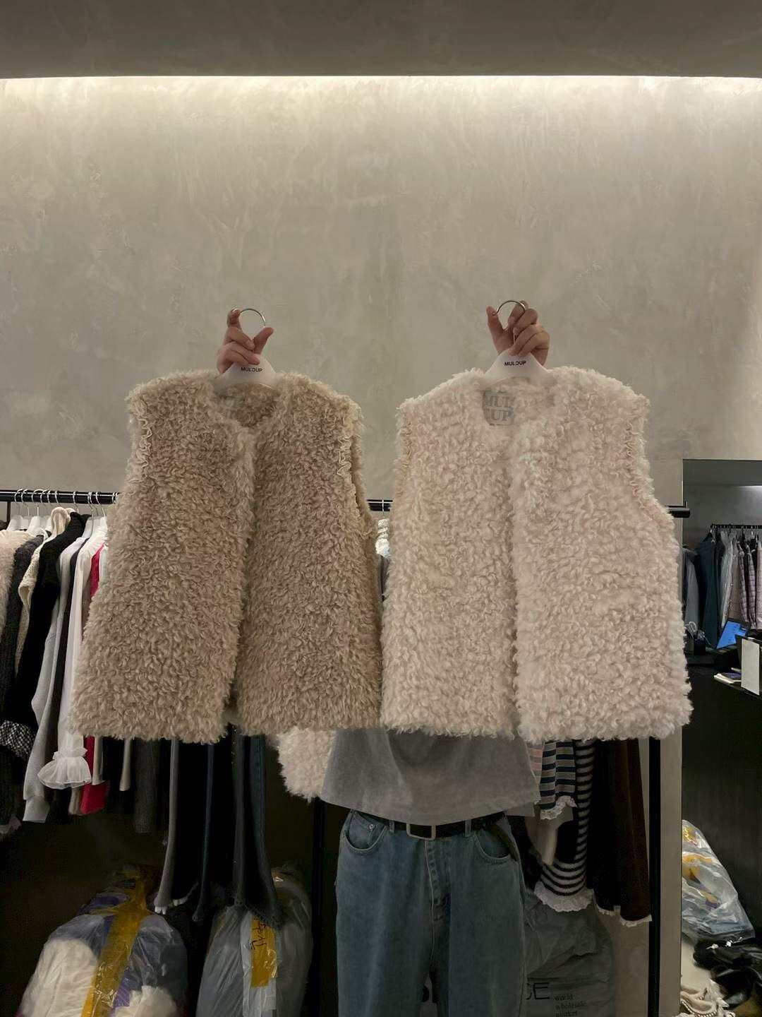 MP5403 可愛羊羔毛背心外套 *特價* (優惠碼同充值購物金不適用)