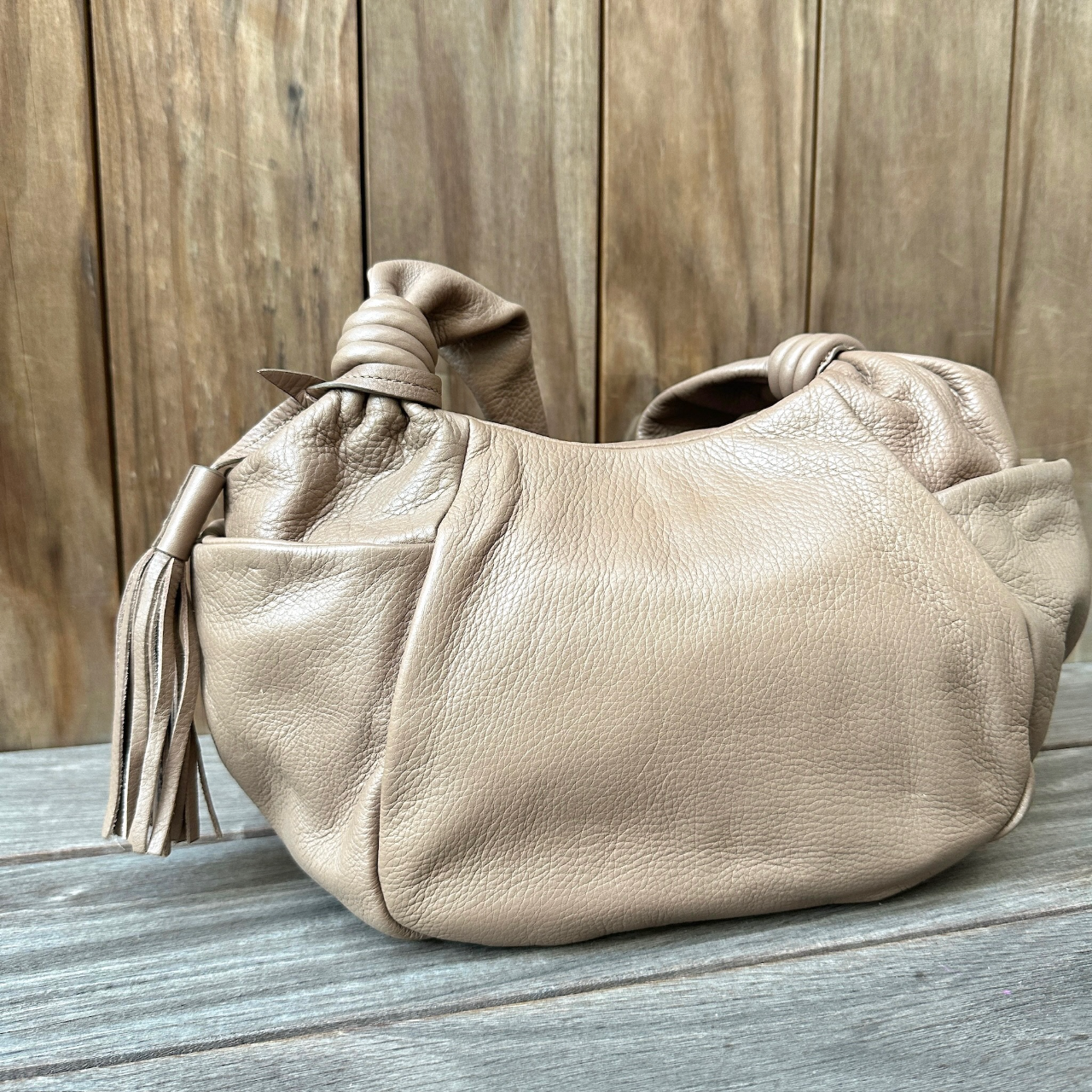 法國牌子 Gres Paris 奶茶色中古皮袋