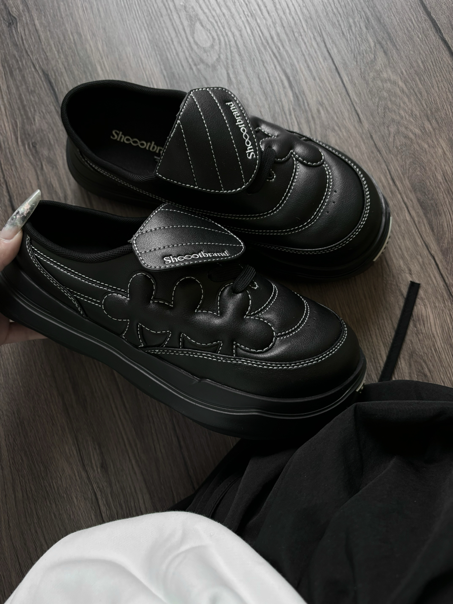 代購-SHOOT BRAND RANDOM 半拖 勃肯鞋 一腳蹬 皮革拼接 包頭拖鞋 男女同款 黑色